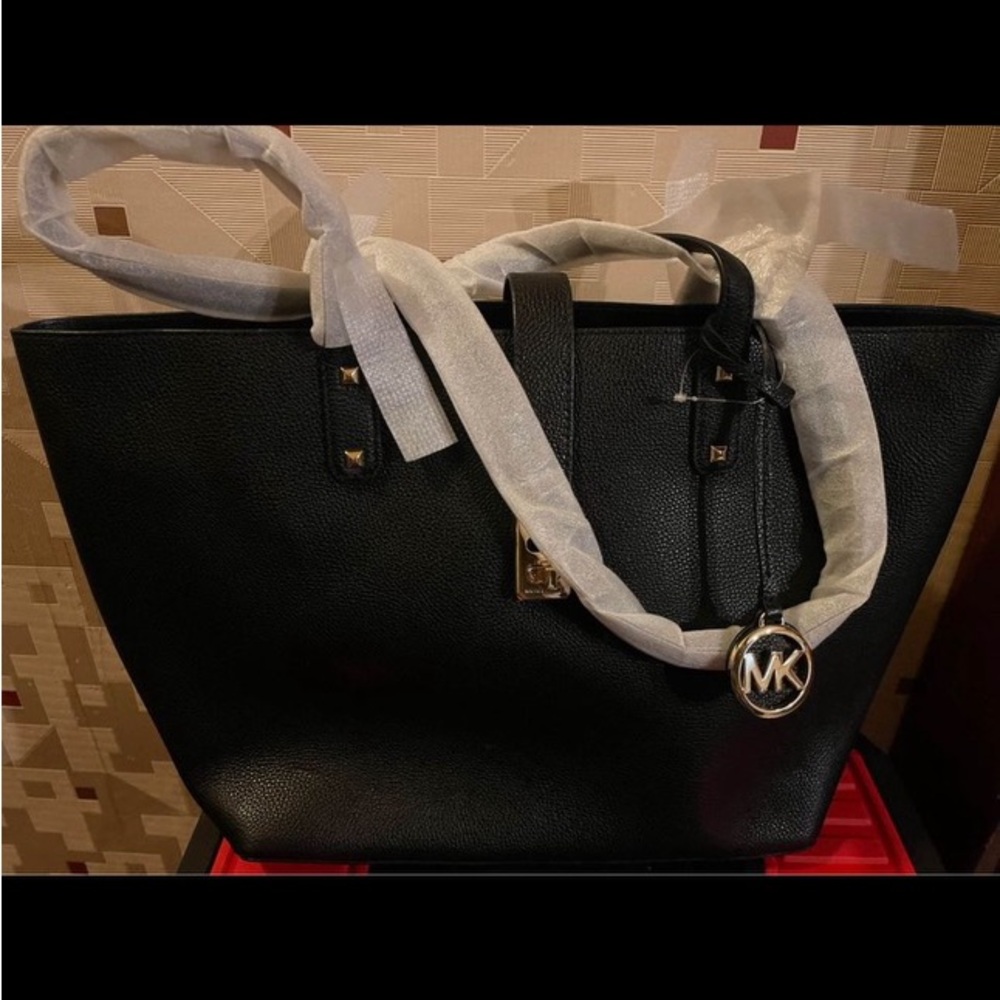 MK Purse